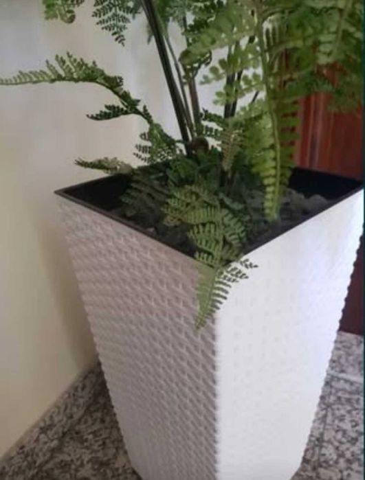 Vaso rattan branco
