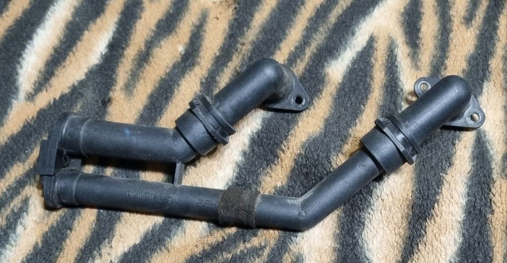 Запчасти (трубки) печки Behr BMW E32, E34