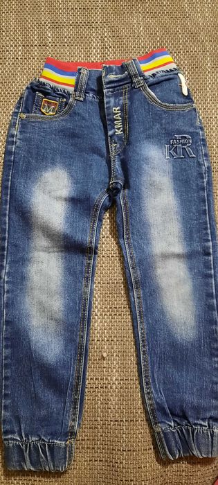 Джинсы стильные для мальчика