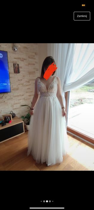 Beżowa suknia ślubna