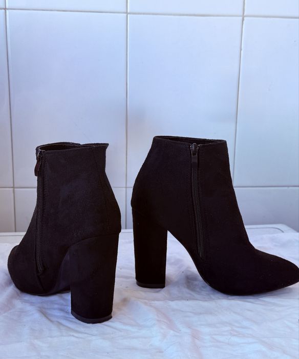 Bota Salto Alto 36