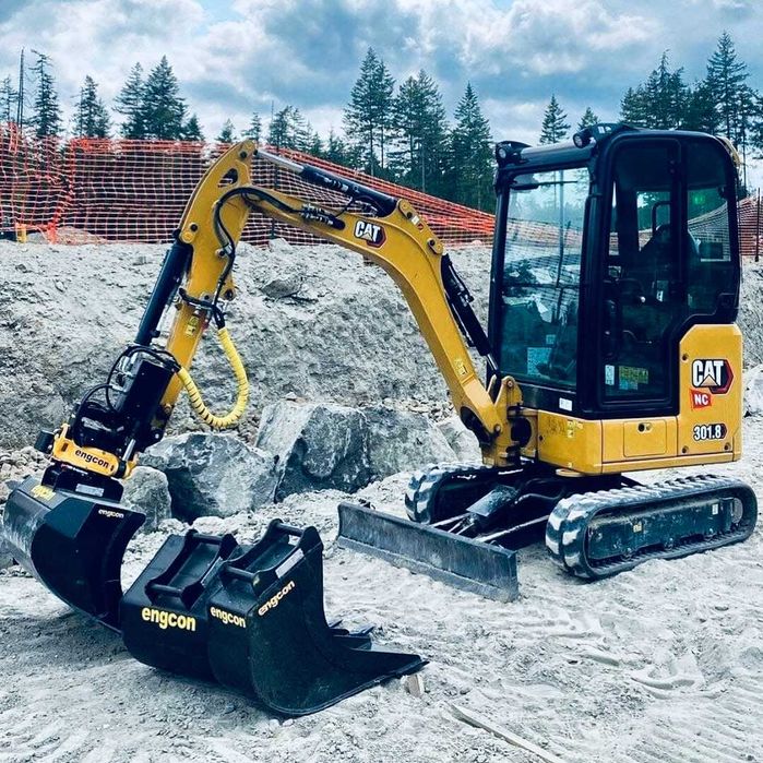 Usługi Minikoparką - Usługi Wywrotką do 5 ton