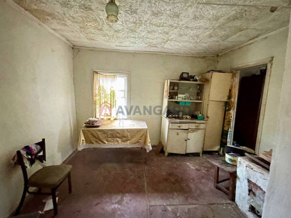 Ділянка 25 сотих з будинком в с. Худяки