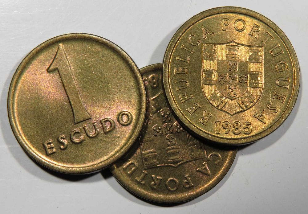 Moedas Republica - 1$00 Modulo Maior 1981 82 83 84 85 - NOVAS DE ROLO/SACO - Só 1€ cada