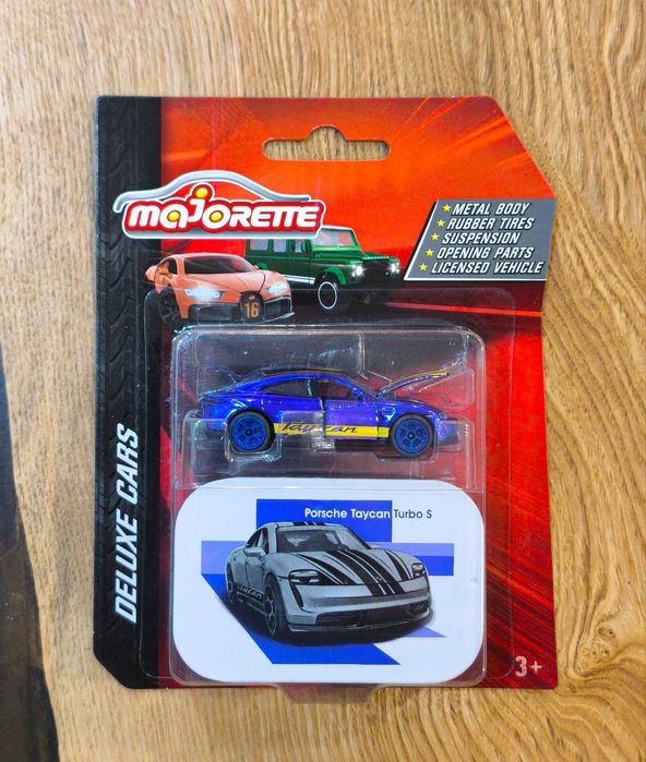 Majorette - Porsche Taycan Turbo S - 2024 Deluxe Cars 209P - niebieski
