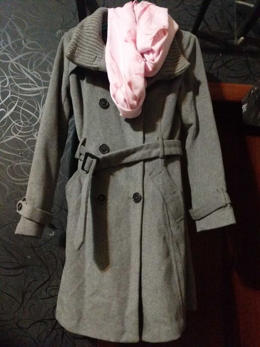Пальто, куртка розмір М