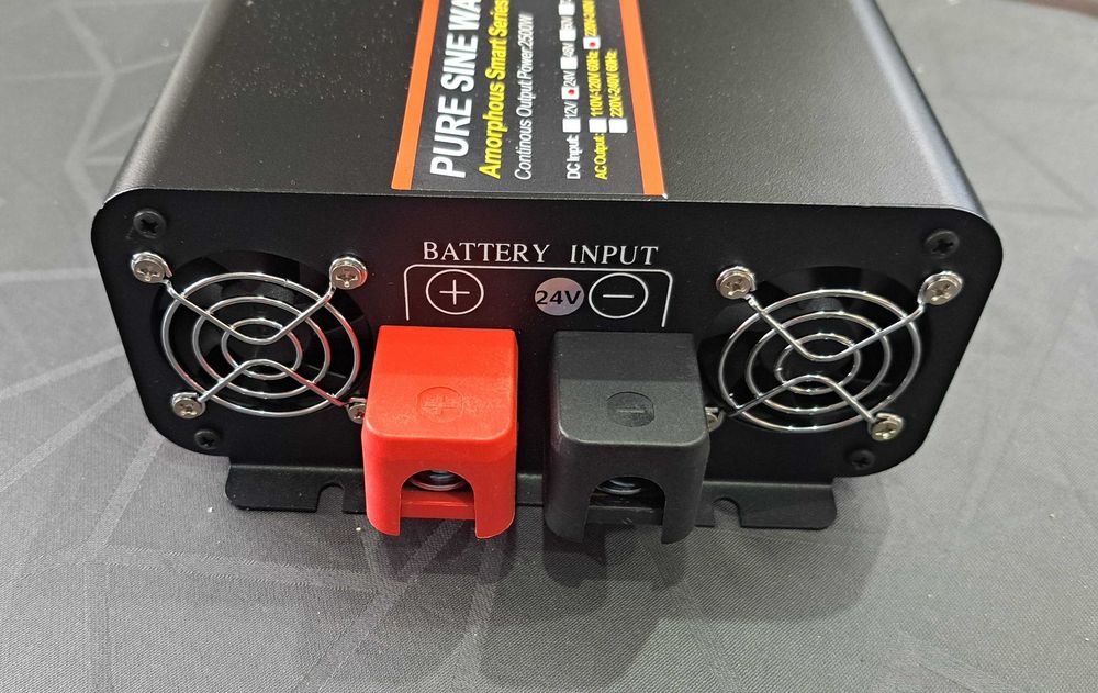 Inversor ONDA PURA (Camião) 24VDC em 220VAC - 5.000W pico. NOVO