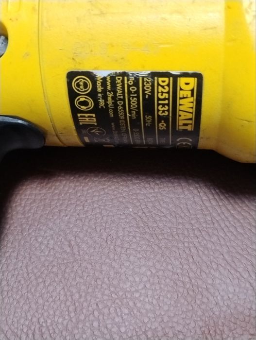 Перфоратор DeWalt D25133 , болгарка Graphite 59G187