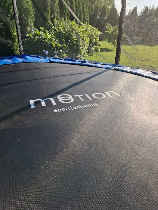 Trampolina ogrodowa duża