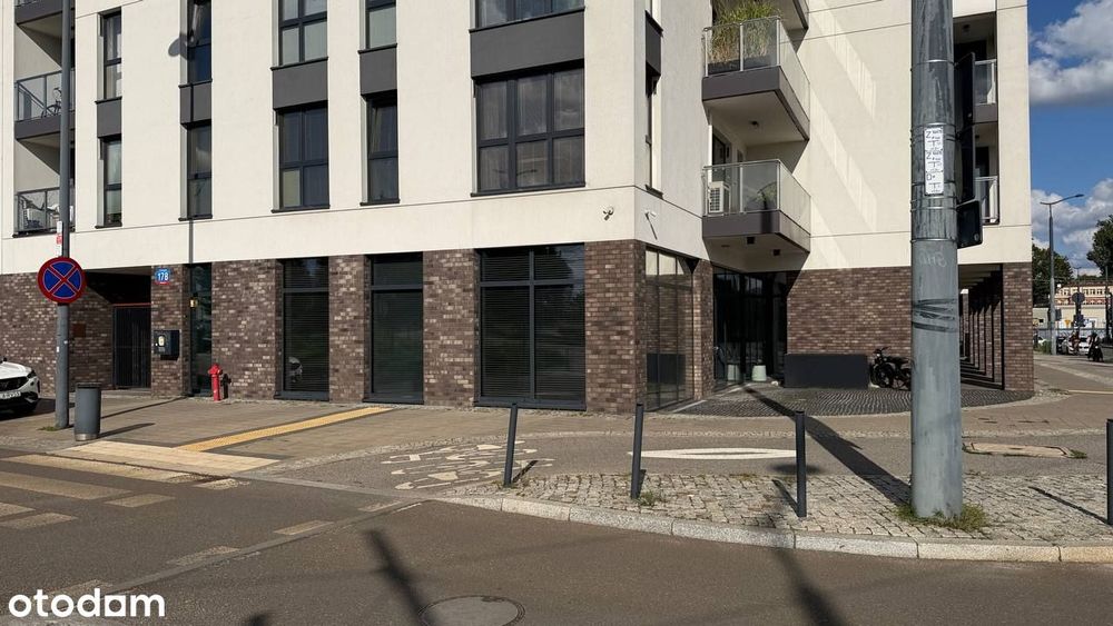 Narożny wykończony lokal usługowy 130 m²| Nowe Centrum Łodzi |M2Poland