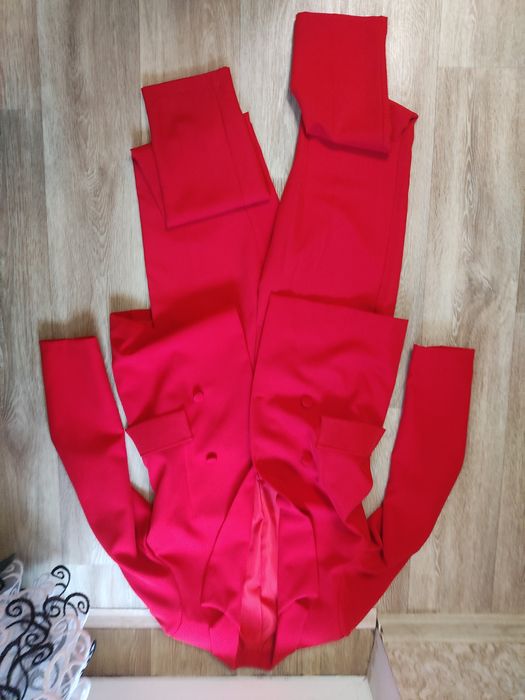 Продам костюм в гарному стані