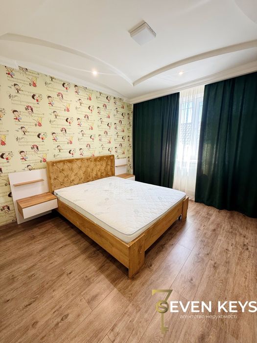 Продаж 2 поверхового будинку з гаражем і ділянкою на 10 соток, 218м²