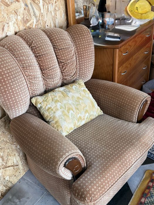 Sofá Cama com 2 poltronas