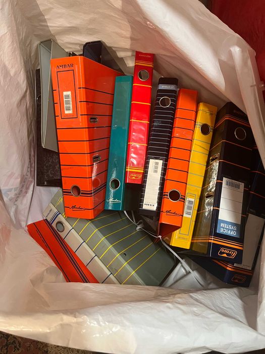 Dossiers Lombada estreita e larga.