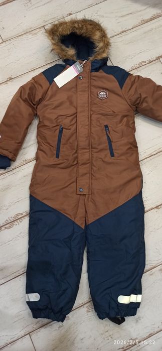 Nowy zimowy kombinezon dla chłopca 128/134