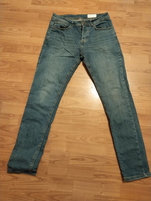 Spodnie jeansowe damskie