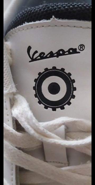 Sapatilhas Vespa em excelente estado