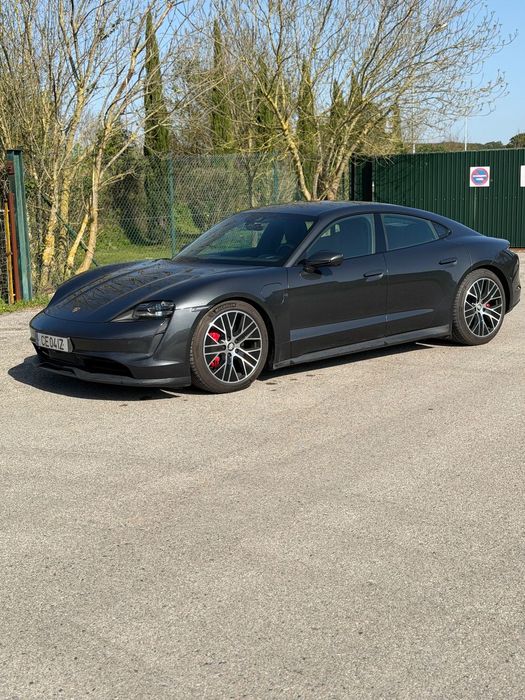 Porsche Taycan 4S Bateria Performance Plus