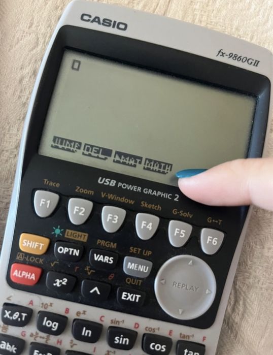 Calculadora cientifica  fx- 9860 casio