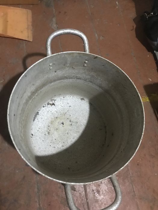 Алюминиевая кастрюля на 30 литров