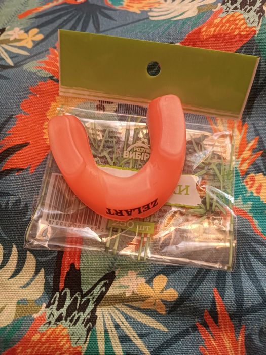 Перчатки, боксерські рукавички Everlast.