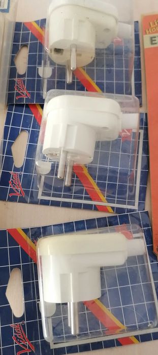Fichas, interruptor e cabos telefone, lote todo por 6€