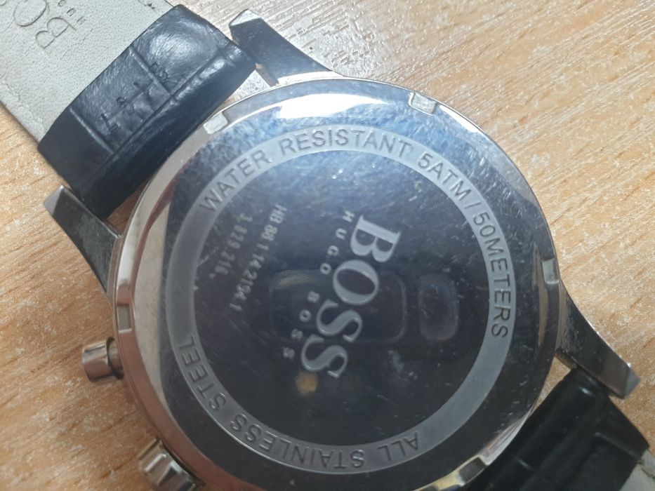 Наручний годинник