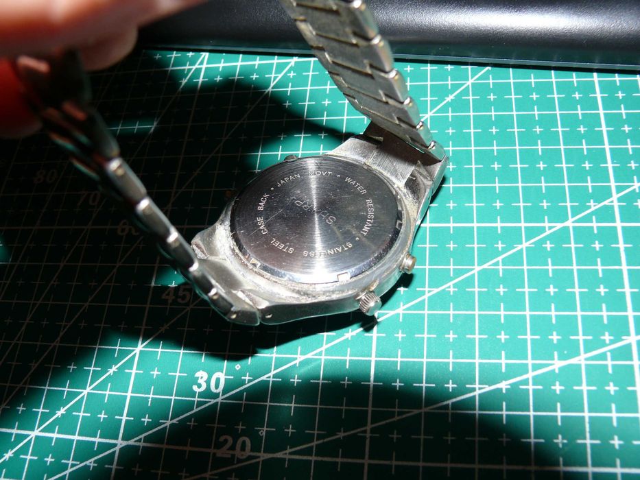 Zegarek quartz Sharp Retro