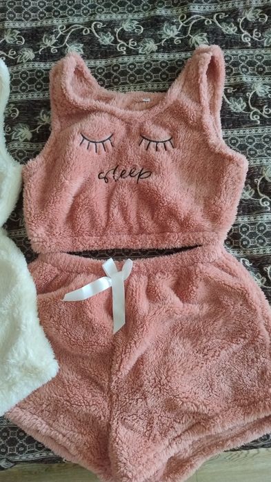 Махрові піжамки з Тему