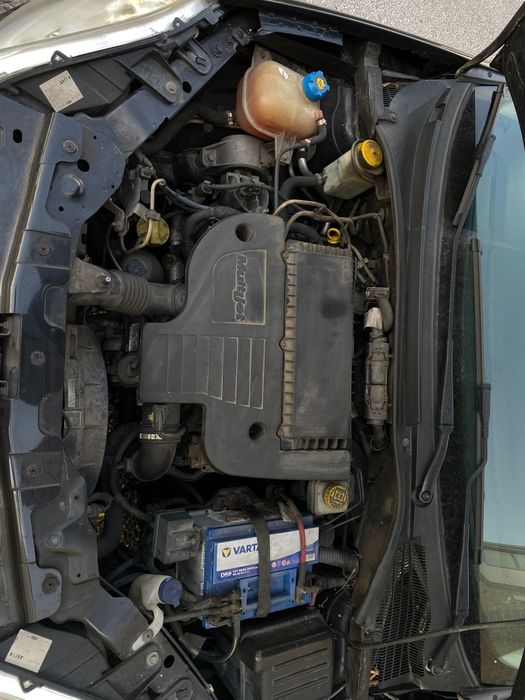 Fiat línea 2008 só pegar e rodar!