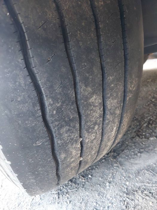 Продається тягач DAF