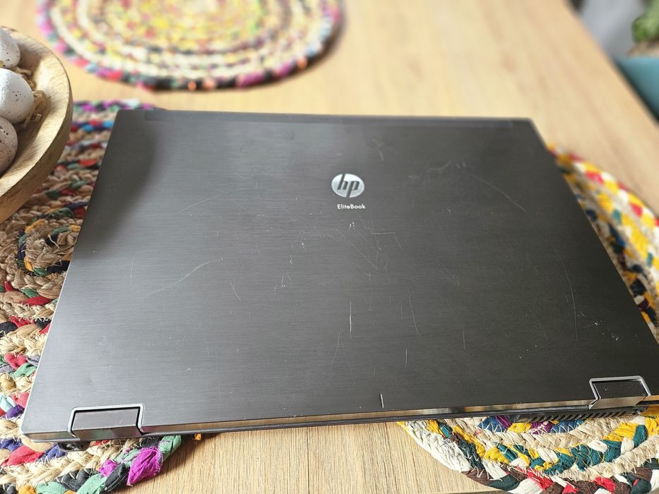 HP EliteBook 8740w – duży, solidny laptop 17”