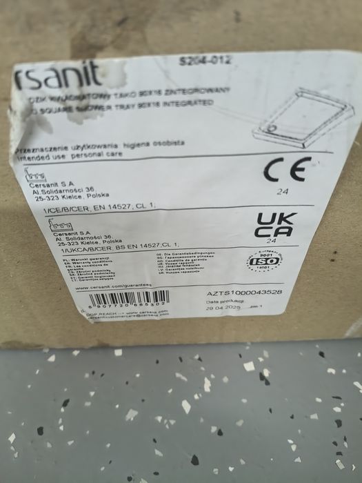 Sprzedam nowy brodzik  firmy Cersanit 90x90