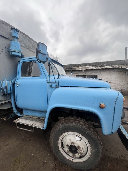 Кабіна Газ 53-52 обліцовка