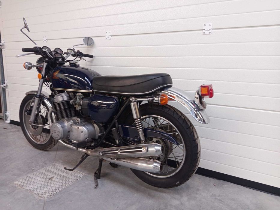 Honda cb 750 four