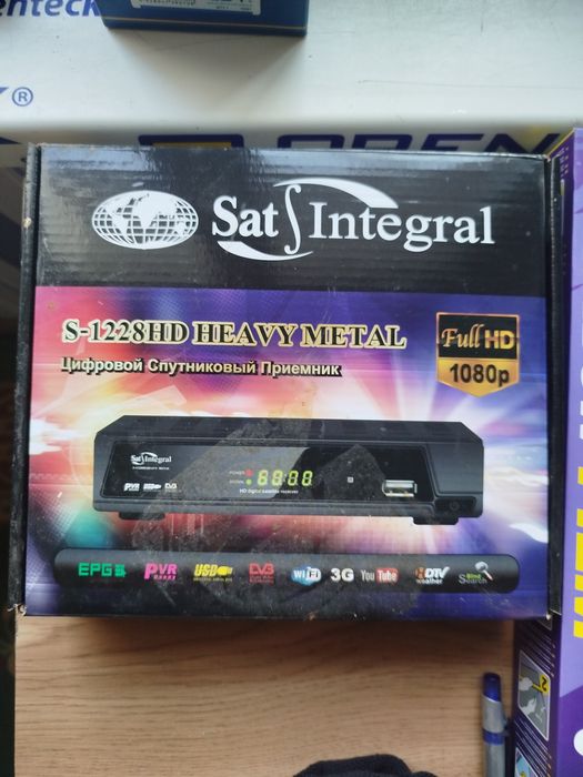 Цифровий супутниковий приймач