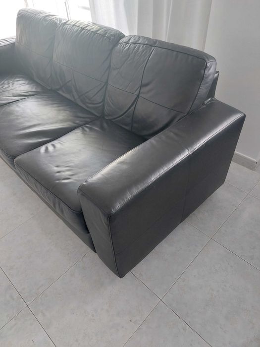 Sofá Ikea 3 lugares Pele