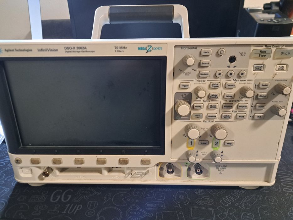 Osciloscópio Agilent DSOX 2002a avariado