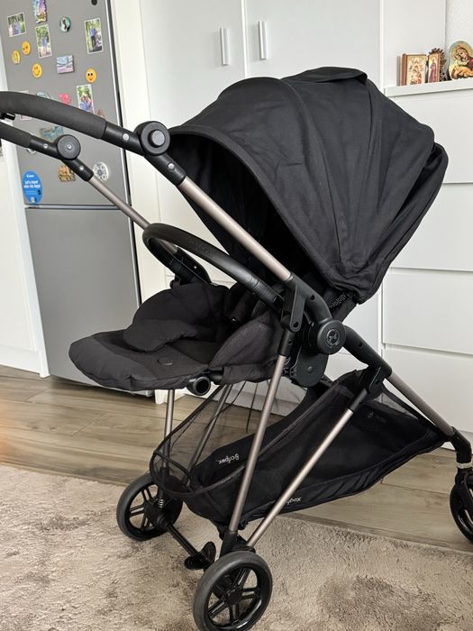 Carrinho de bebe. cybex melio com ovonho e adaptadores