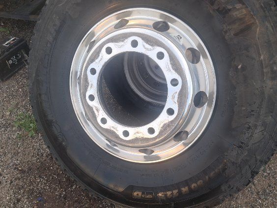 Sprzedam felge aluminiowa 22.5