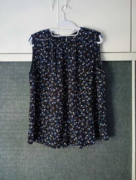 Bluzka w kwiaty Uniqlo