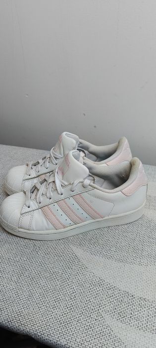 Buty adidas superstar 35,5 białe