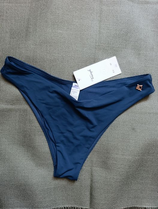 Dół od stroju kąpielowego firma Triumph nowy z metką