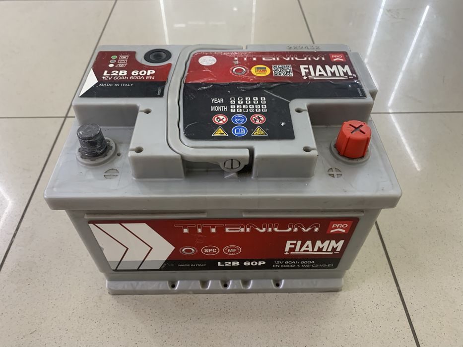 Автомобильный аккумулятор Fiamm Titanium Pro 60Ah 600A R+