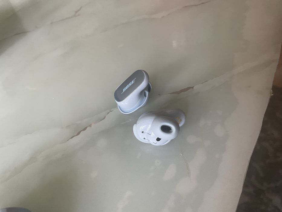 Бездротові навушники Bose QuietComfort Ultra Earbuds (Moonstone Blue) / Оригінал