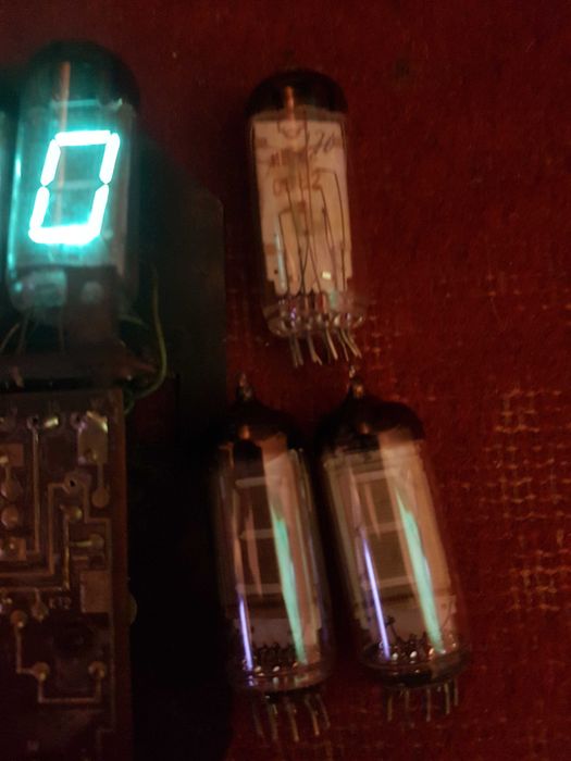 nixie clock Часы на лампах ИВ-11 nixie tube