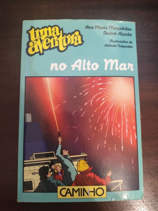 Livro Uma Aventura no Alto Mar