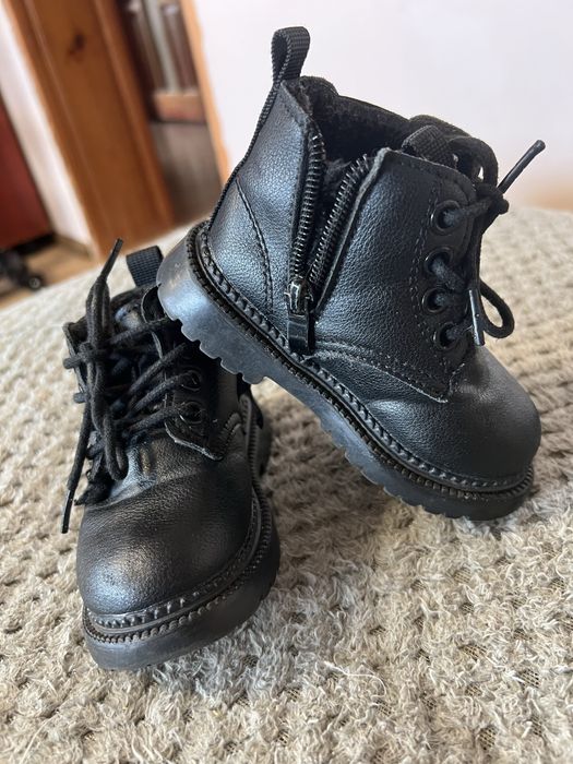 Зимові стильні черевички 21р 13 см дитячі