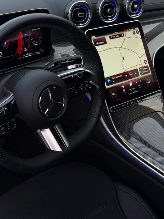 Mercedes Benz - C300e | AMG Line / Pack Night | c/ Garantia
