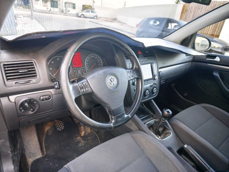 GOLF 5 Comercial, estimado e económico. Sem nada a fazer, pronto para fazer km.